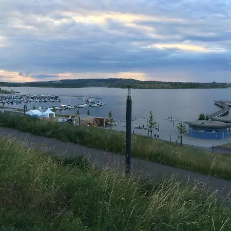 Am Geiseltalsee Mit Sauna *